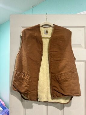 Carhartt Tan Canvas Vest with Cream Sherpa Lining